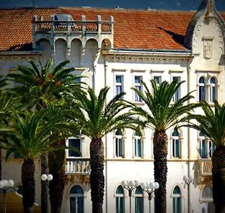 Lana Apartman Trogir