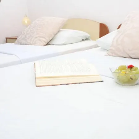 Lana Apartman Trogir