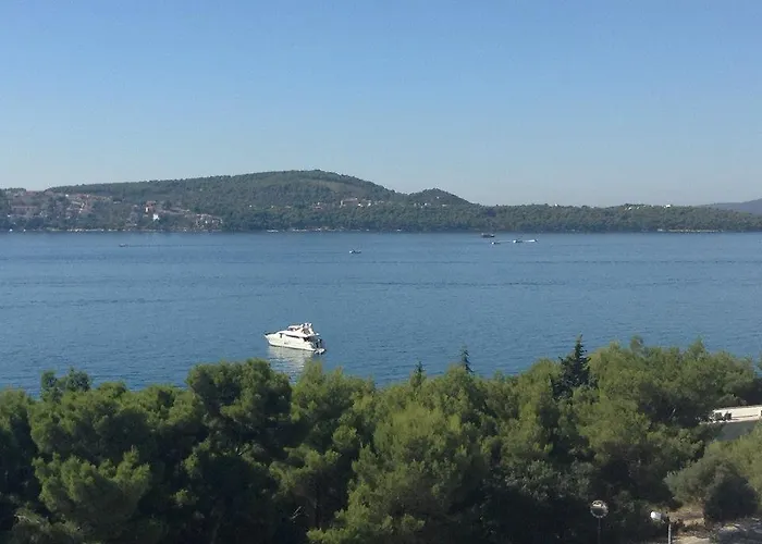 Lana Trogir