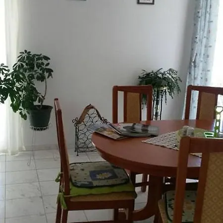 Lana Apartment Trogir