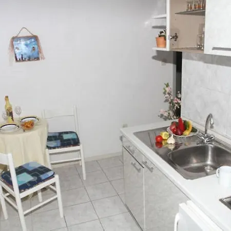Apartment Lana *