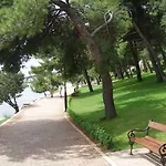 Lana Апартаменты